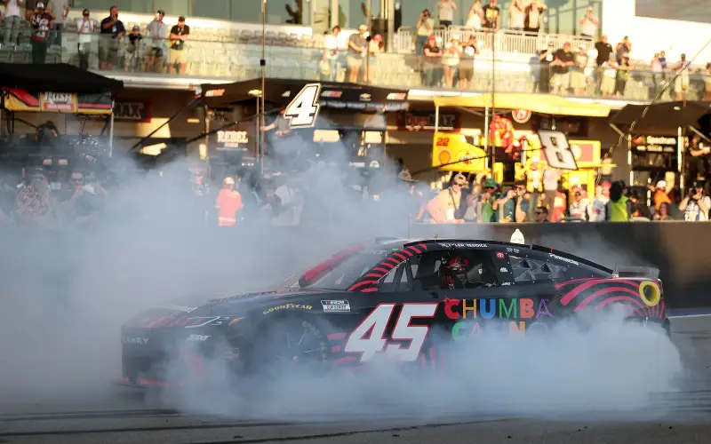 Reddick gana en COTA y lleva a 3-0 su inicio en la Cup Series