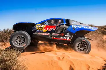 Sainz gana la etapa 4 y Quintero es el nuevo líder del Desafío Ruta 40