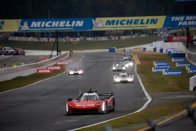 Porsche gana Petit Le Mans y Cadillac es campeón de GTP en IMSA